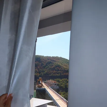 Tani Hotel Ulez